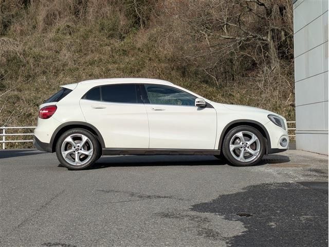 MERCEDES BENZ GLA class