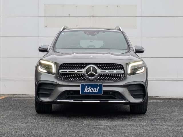 MERCEDES BENZ GLB