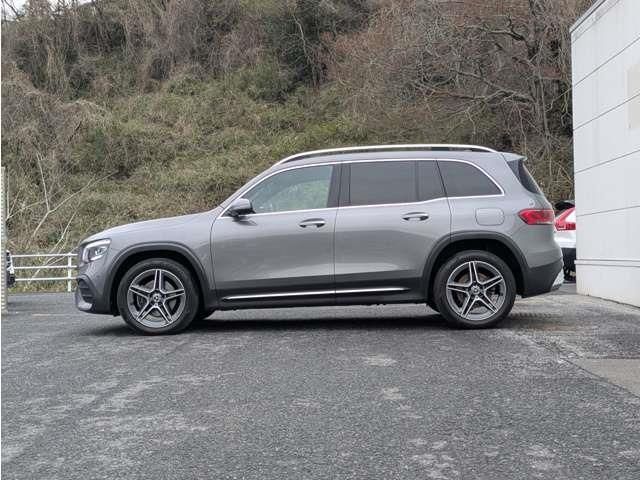 MERCEDES BENZ GLB