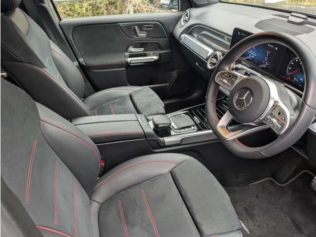 MERCEDES BENZ GLB