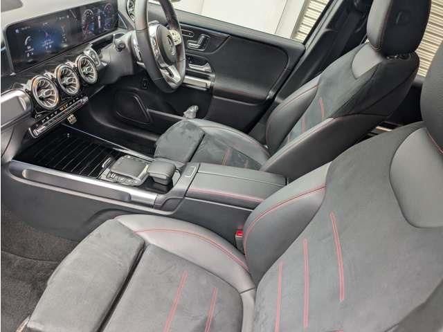 MERCEDES BENZ GLB
