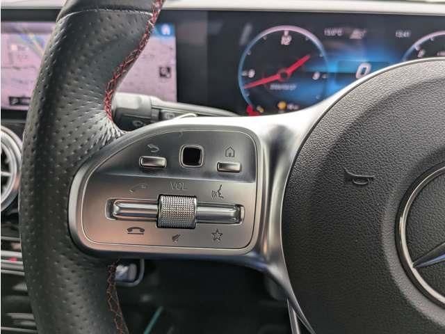 MERCEDES BENZ GLB