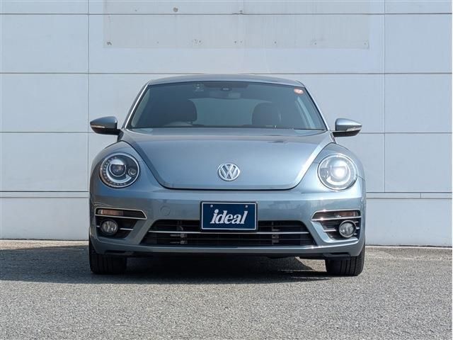 VOLKSWAGEN The BEETLE