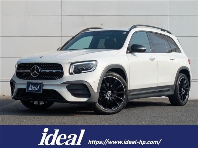 MERCEDES BENZ GLB