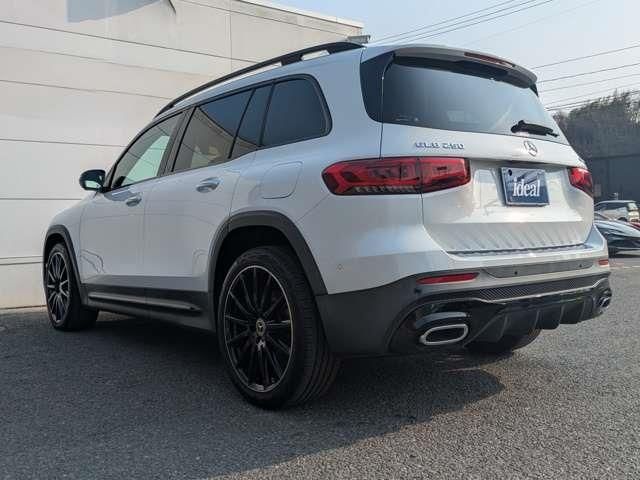 MERCEDES BENZ GLB