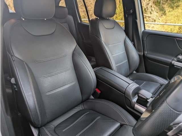 MERCEDES BENZ GLB
