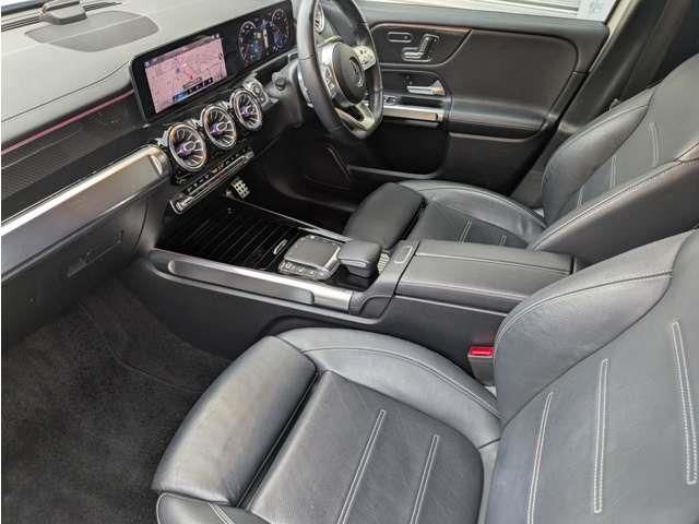 MERCEDES BENZ GLB