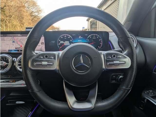 MERCEDES BENZ GLB