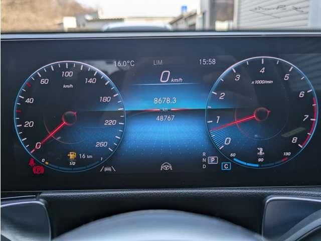 MERCEDES BENZ GLB