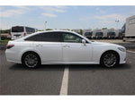 CROWN sedan hybrid