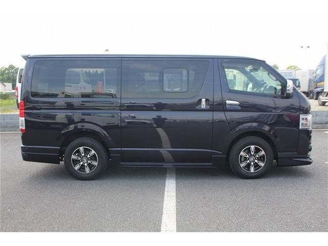 HIACE van 2WD