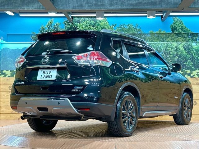 X-TRAIL HYBRID 4WD