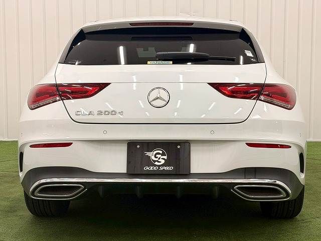 MERCEDES BENZ CLA Shooting Brake