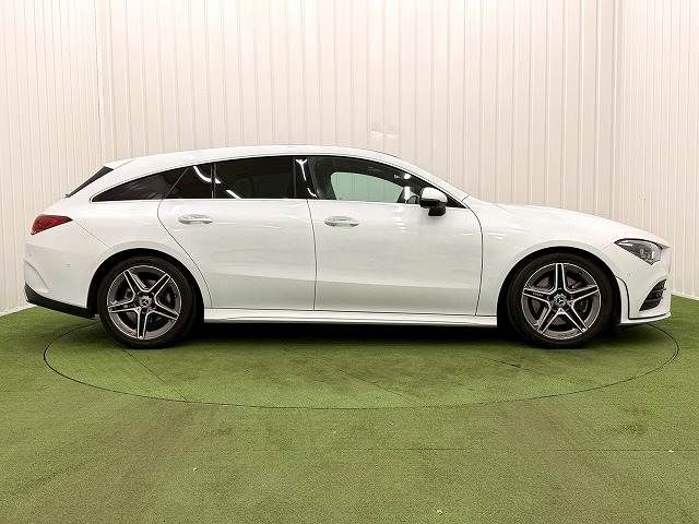 MERCEDES BENZ CLA Shooting Brake