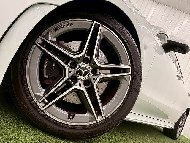 MERCEDES BENZ CLA Shooting Brake