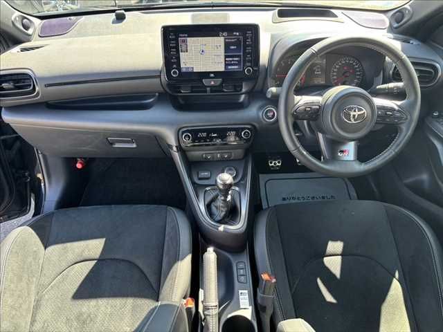 GR YARIS