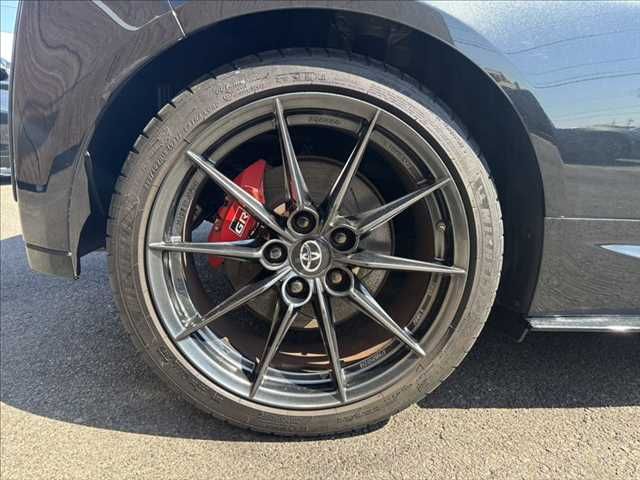 GR YARIS