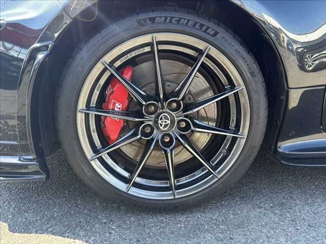 GR YARIS