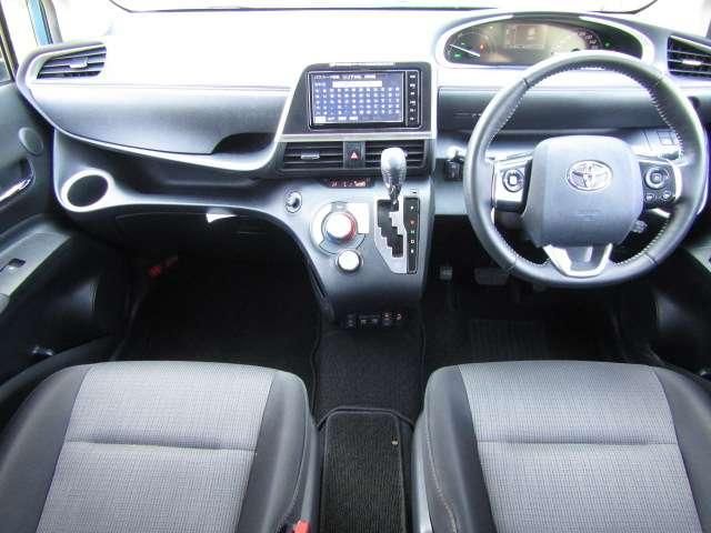 SIENTA HYBRID