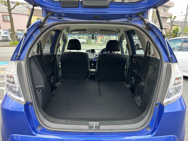 FIT HYBRID