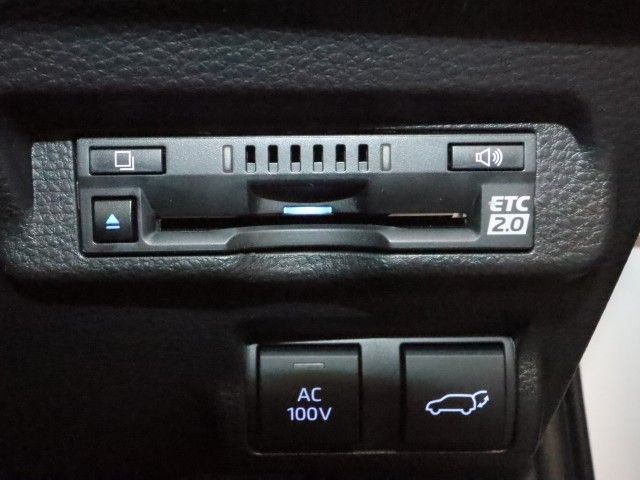 COROLLA CROSS HYBRID