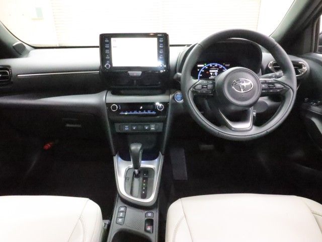 YARIS CROSS HYBRID