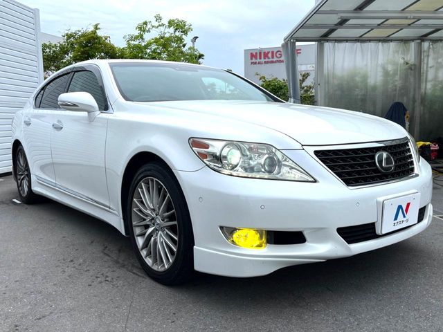 LEXUS LS460