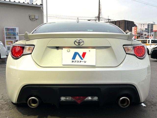 86