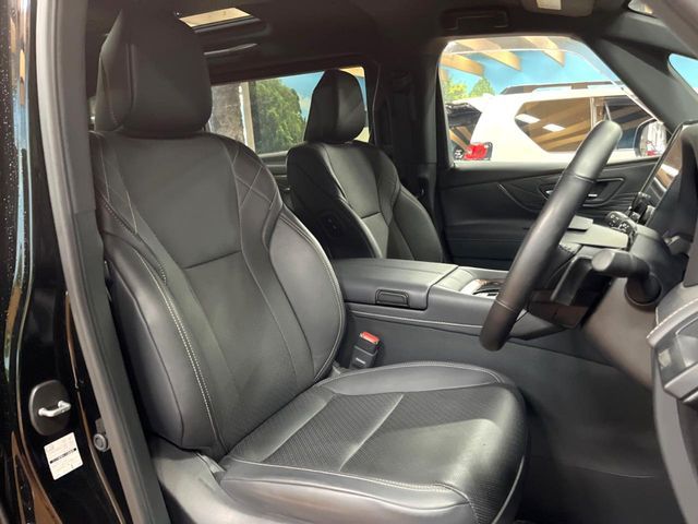 VELLFIRE HYBRID