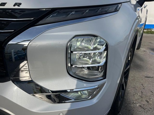 OUTLANDER PHEV