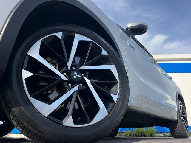 OUTLANDER PHEV