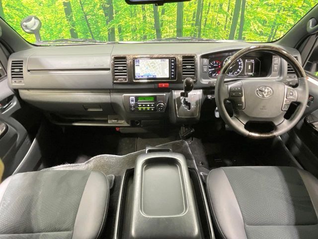 HIACE van 2WD