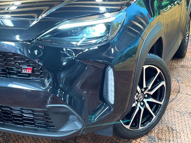 YARIS CROSS HYBRID
