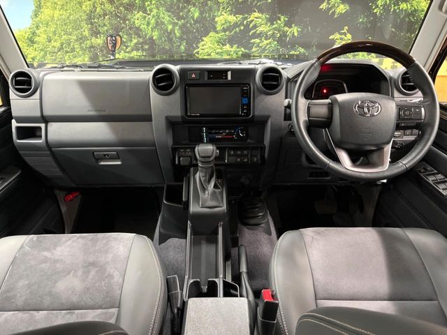 LANDCRUISER 70