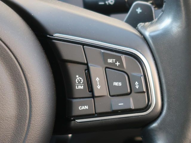 JAGUAR XEseries