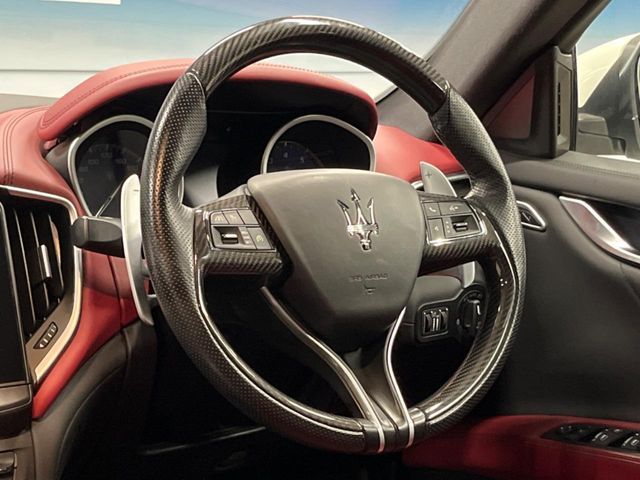 MASERATI GHIBLI Sedan
