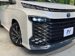 VOXY HYBRID