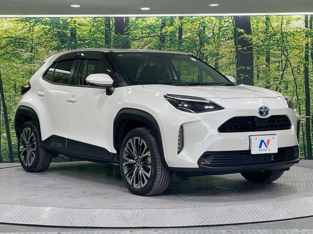 YARIS CROSS HYBRID