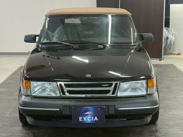 SAAB 900 open