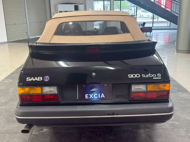 SAAB 900 open