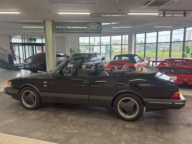 SAAB 900 open