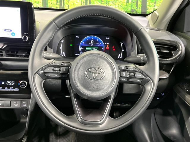 YARIS CROSS