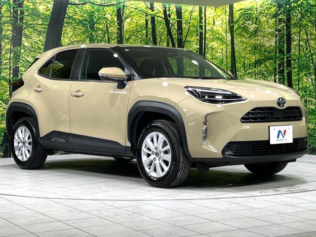 YARIS CROSS