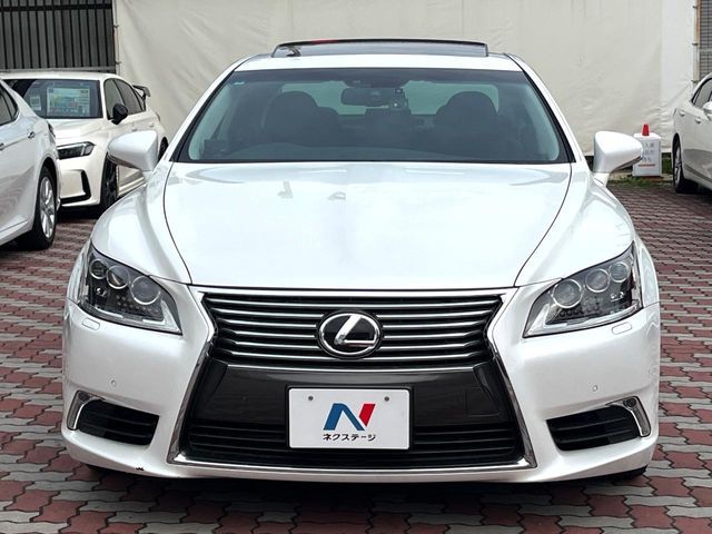 LEXUS LS460