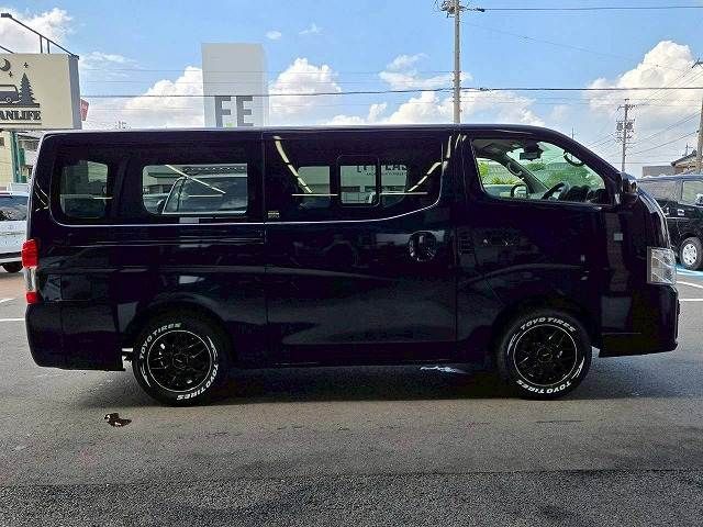 CARAVAN van 4WD