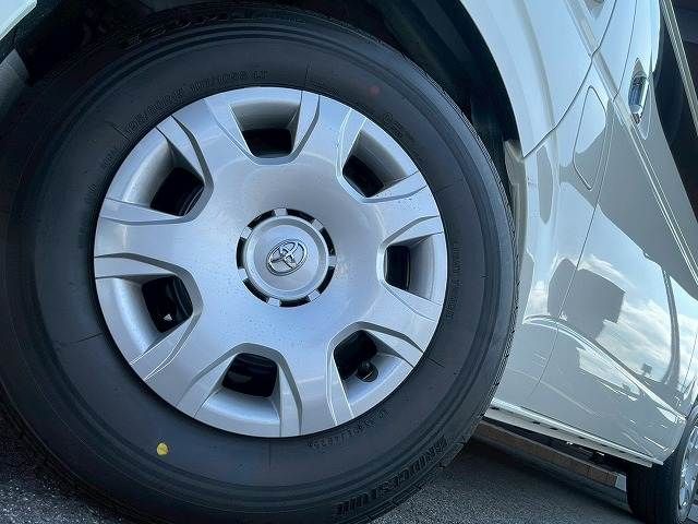 HIACE van 2WD