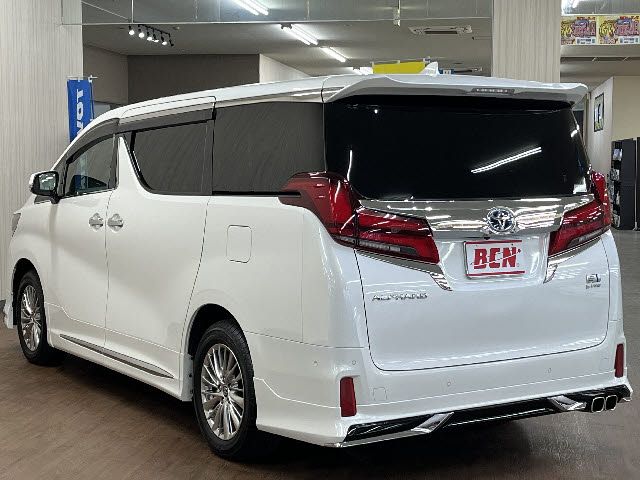 ALPHARD hybrid 4WD