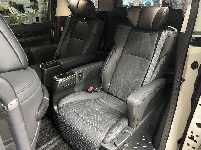 ALPHARD hybrid 4WD
