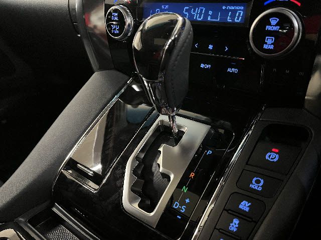 ALPHARD hybrid 4WD