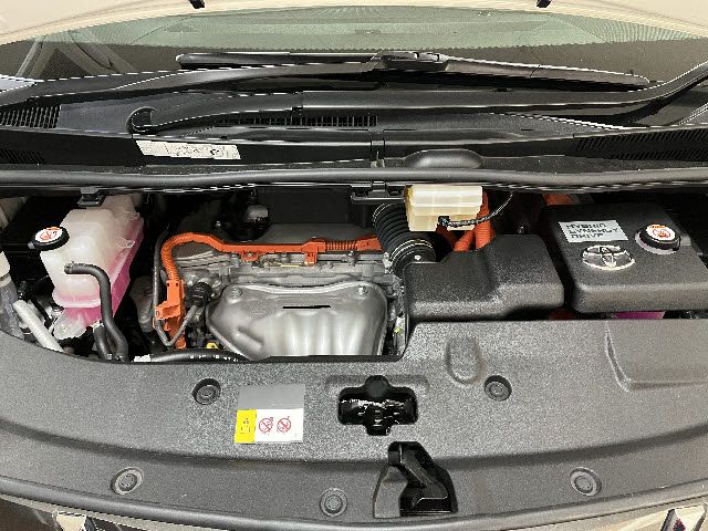 ALPHARD hybrid 4WD